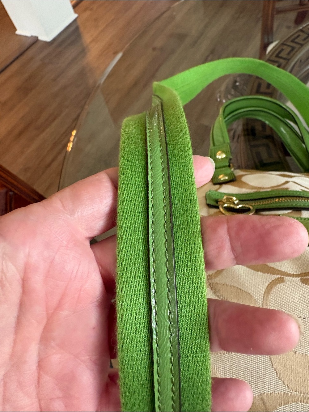 💚💚COACH POPPY DAISY SIGNATURE KHAKI JACQUARD & CHARTREUSE LEATHER BAG!💚💚 - Picture 6 of 10